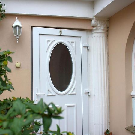 Yox Apartment 4 Oradea Exterior foto
