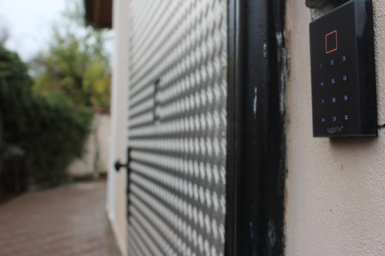 Yox Apartment 4 Oradea Exterior foto
